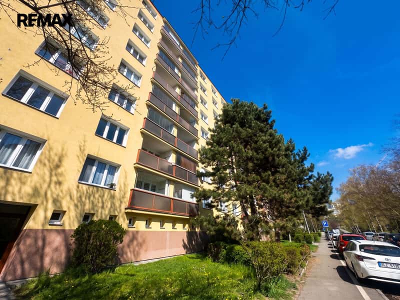 Prodej bytu 2+1 v osobním vlastnictví 70 m², Praha 4 - Kamýk
