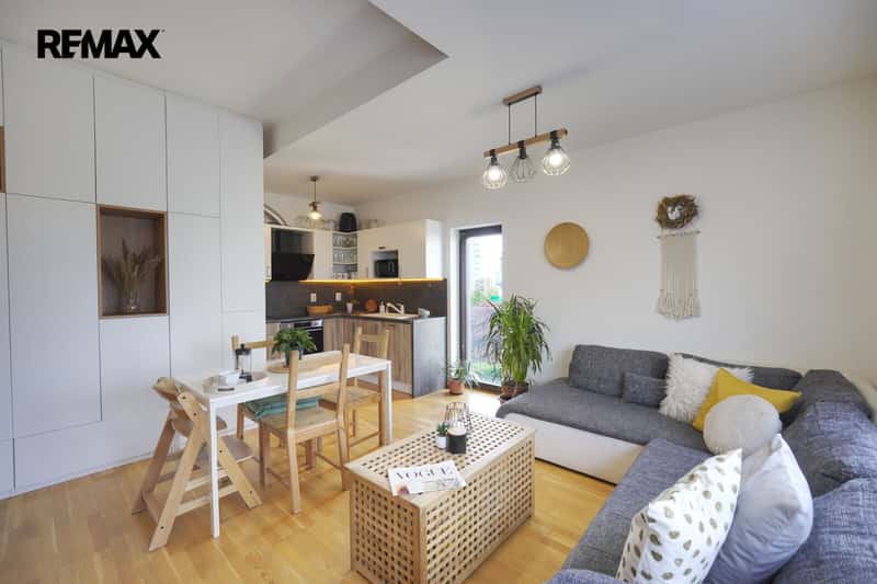 Prodej bytu 3+kk v osobním vlastnictví 76 m², Praha 9 - Letňany