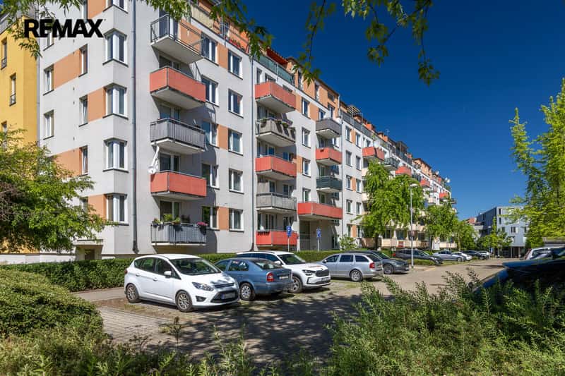 Prodej bytu 2+kk v osobním vlastnictví 56 m², Praha 9 - Letňany