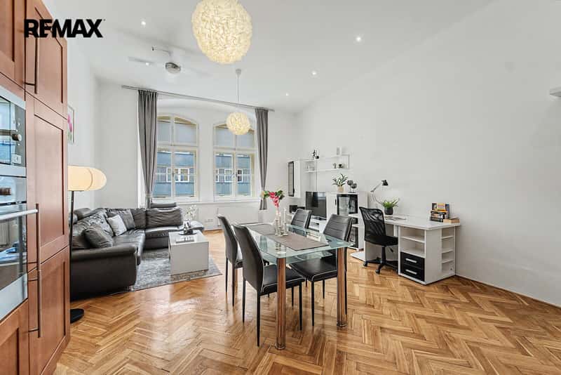 Prodej bytu 2+kk v osobním vlastnictví 88 m², Praha 1 - Staré Město