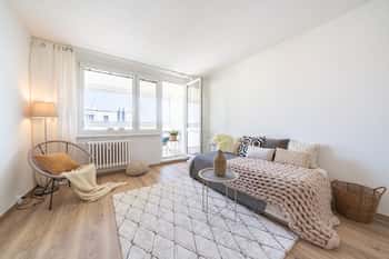 Prodej bytu 3+1 v osobním vlastnictví 70 m², Praha 9 - Černý Most