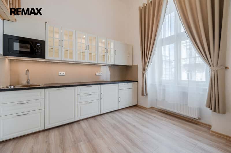 Prodej bytu 3+kk v osobním vlastnictví 70 m², Praha 2 - Vinohrady