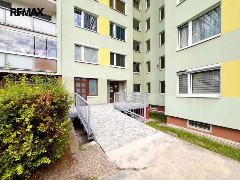 Prodej bytu 3+1 v osobním vlastnictví 74 m², Praha 5 - Stodůlky