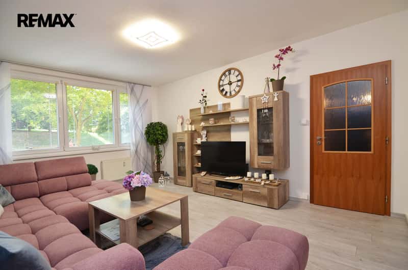 Prodej bytu 4+1 v osobním vlastnictví 80 m², Praha 5 - Hlubočepy