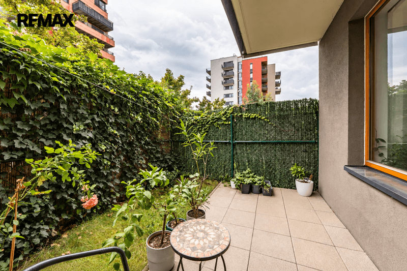 Prodej bytu 2+kk v osobním vlastnictví 65 m², Praha 4 - Modřany