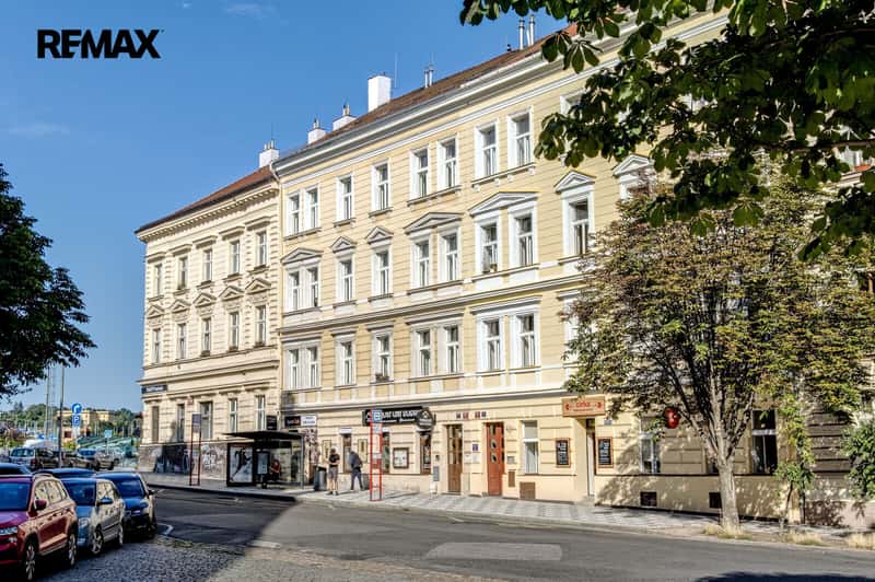 Prodej bytu 1+1 v osobním vlastnictví 33 m², Praha 6 - Dejvice