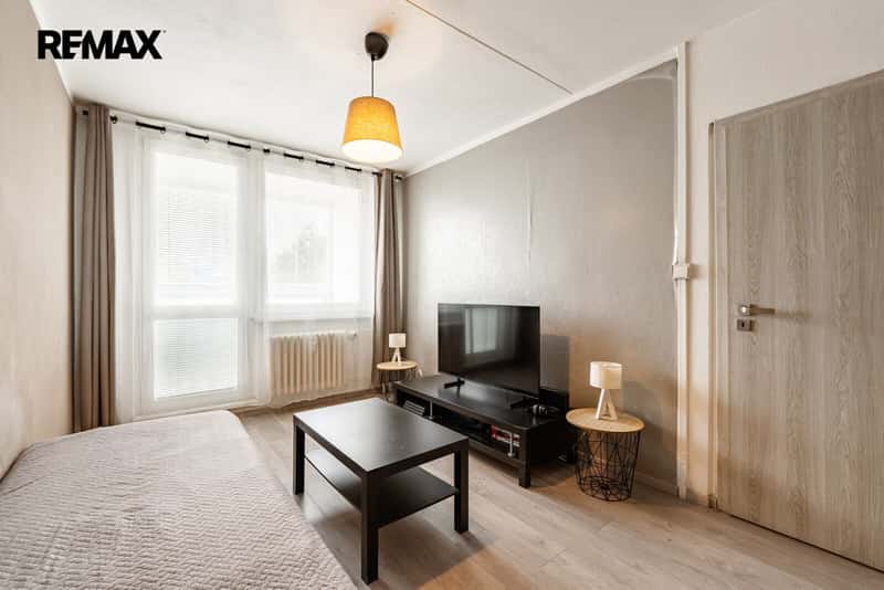 Prodej bytu 3+kk v osobním vlastnictví 65 m², Praha 10 - Petrovice