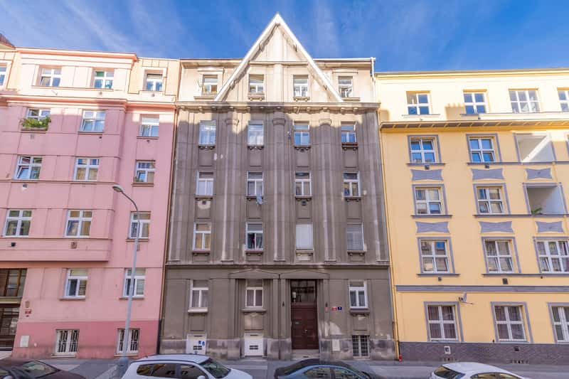 Horní 9