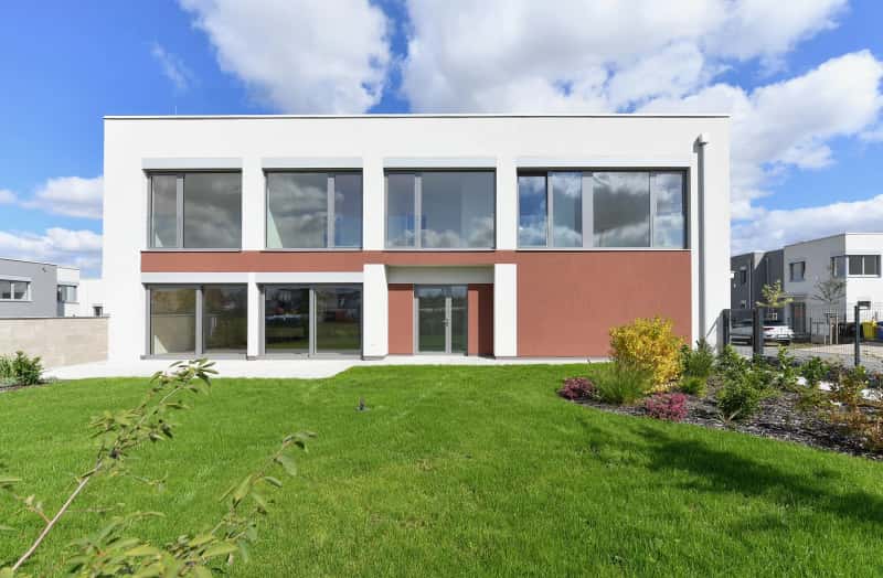 Dům 5+kk, č. 318, 247 m², pozemek 393 m², Praha-západ, Chýně, Cenomanská