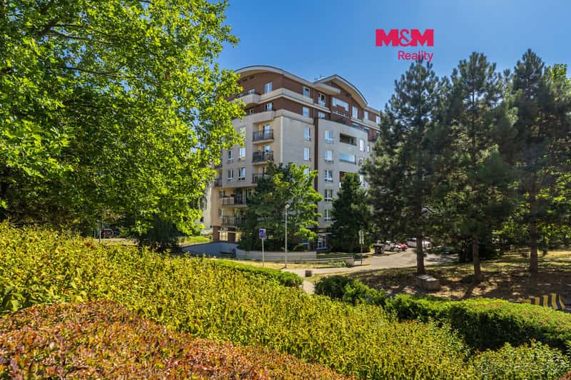 Prodej bytu 2+kk, 56 m², Praha, ul. Na břehu