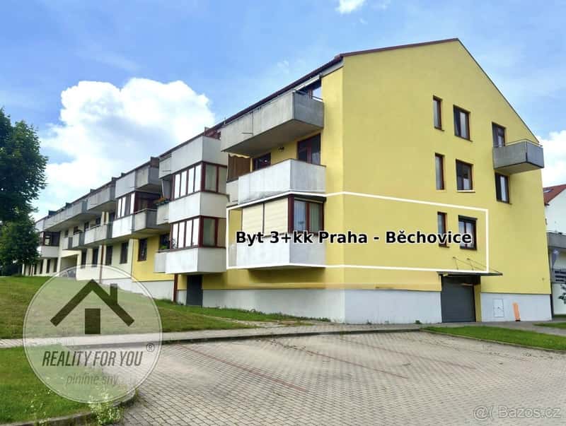 Prodej rodinného bytu 3+kk s garážovým stáním v oblíbené lok