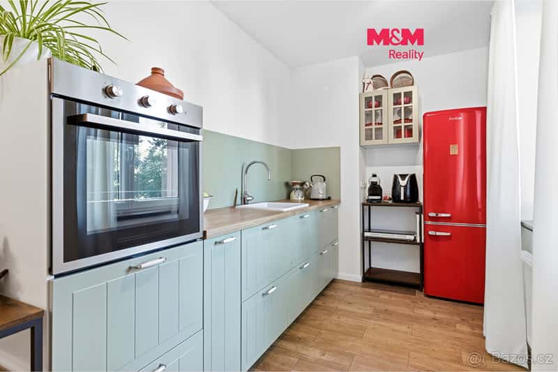 Prodej bytu 2+kk, 51 m², Stochov, ul. S. K. Neumanna