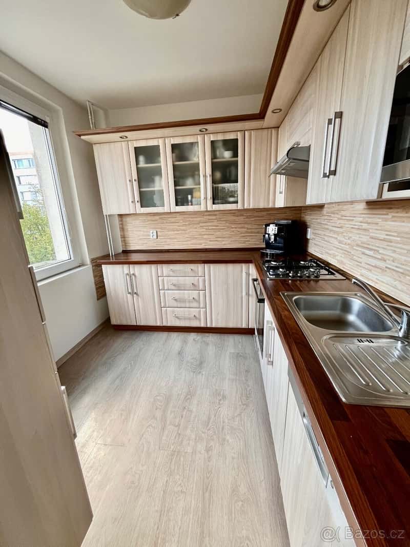 Prodej bytu 3+1, 74m2 + 6,5m2 lodžie, Kobylisy