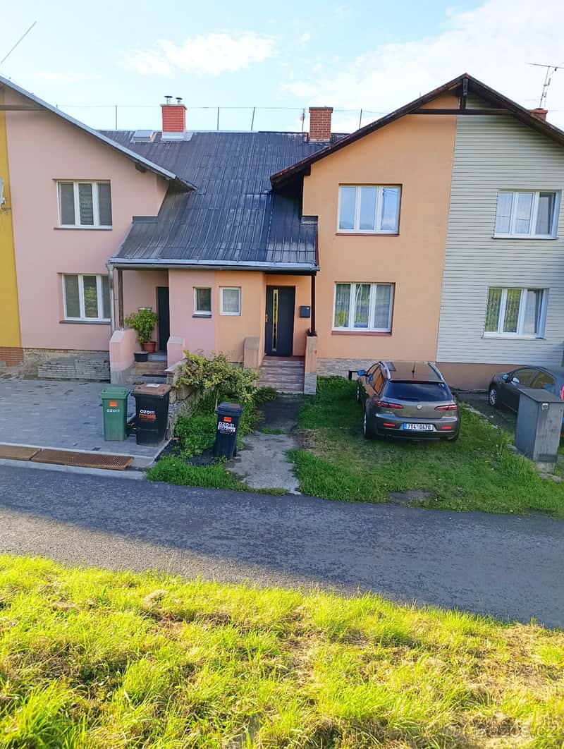 4+1 jako dům – 110 m², zahrada 24 m² a 2 parkovací místa