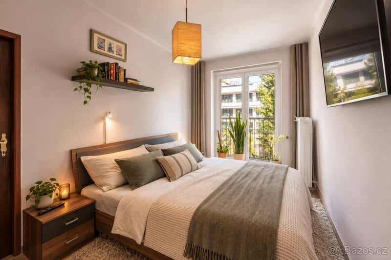 Příjemný byt s balkonem 3+kk na Praze 9 - 80 m2