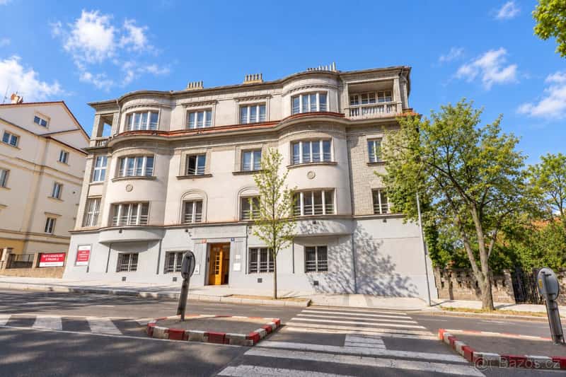 Prodej bytu 2+kk 40,2 m² Praha 5 Na Václavce