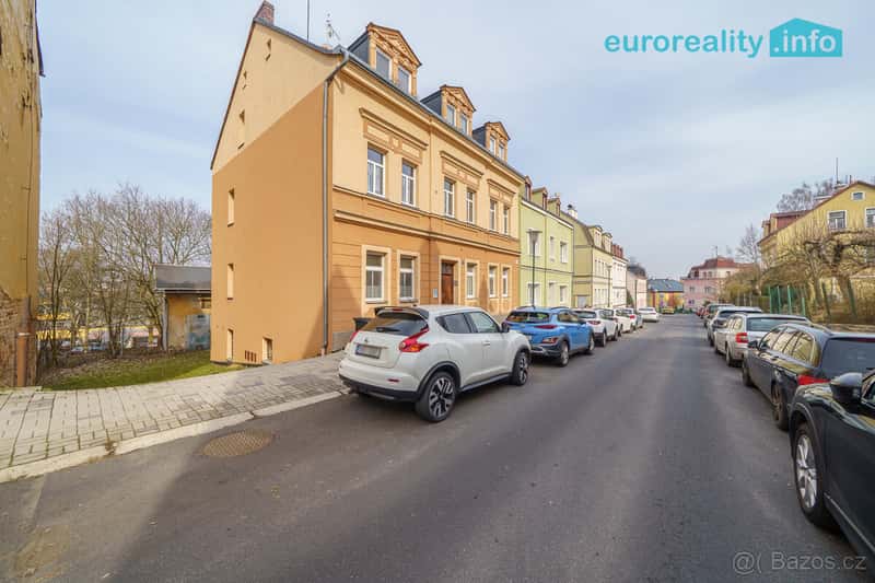 Prodej, byt, 3+1 + obytný sklep, 98 m2, Karlovy Vary, ul. Bl