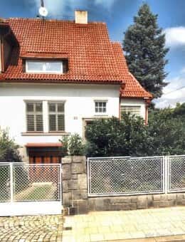 Prvorepubliková vila