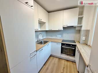 Prodej bytu 2+kk, 44 m2, Kostřínská, Praha