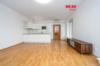 Prodej bytu 2+kk, 64 m² + terasa 20 m², Praha 9 Kyje