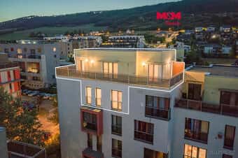 Prodej mezonetového bytu 4+kk 145 m² s terasou, Beroun