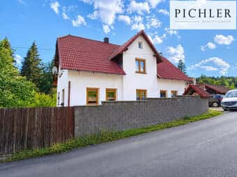 Rodinný dům s rozsáhlým pozemkem 4 189 m² a možností další v