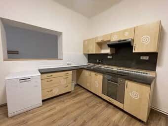 Prodej bytu 2+1 Javoříčská (72m2), Olomouc