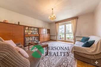PROSTORNÝ BYT 3+1 S JEDINEČNÝM POTENCIÁLEM V PRESTIŽNÍ LOKAL