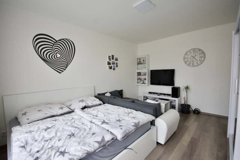 Prodej bytu 1+kk 28 m², Hartigova, Praha