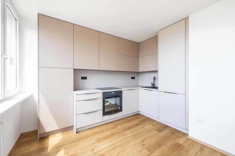 Prodej bytu 2+kk 42 m², Nekvasilova, Praha