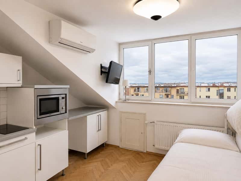 Prodej bytu 1+kk 16 m², Libická, Praha