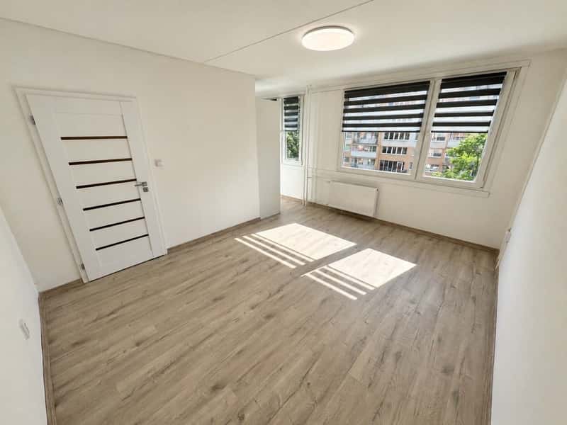 Prodej bytu 1+1 27 m², Jana Kubelíka, Most