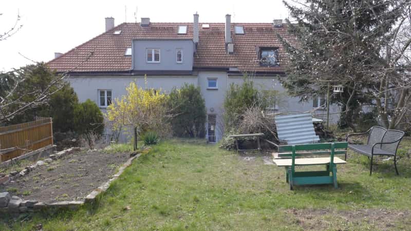 Prodej bytu 1+1 44 m², Pod Lipami, Praha