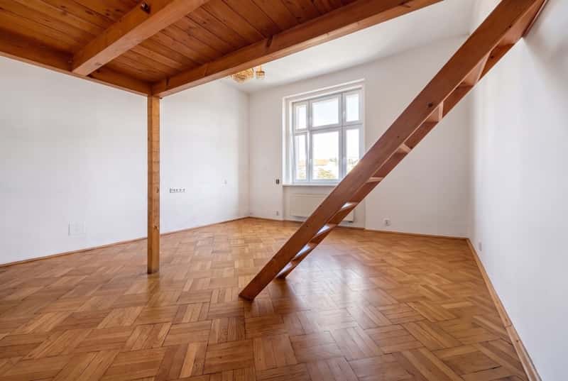 Prodej bytu 1+1 57 m², Primátorská, Praha