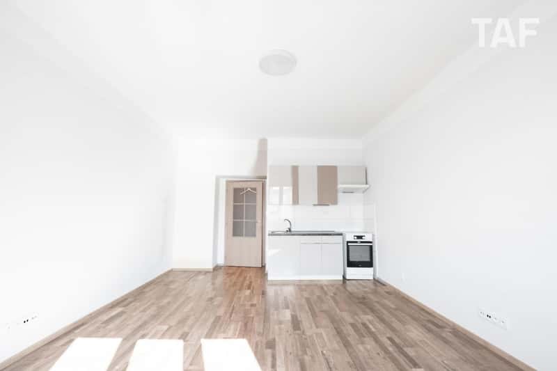 Prodej bytu 1+kk 34 m², Přípotoční, Praha