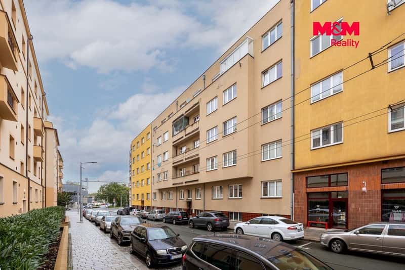 Prodej, Byt 1+kk, 31 m², Pardubice, Sladkovského