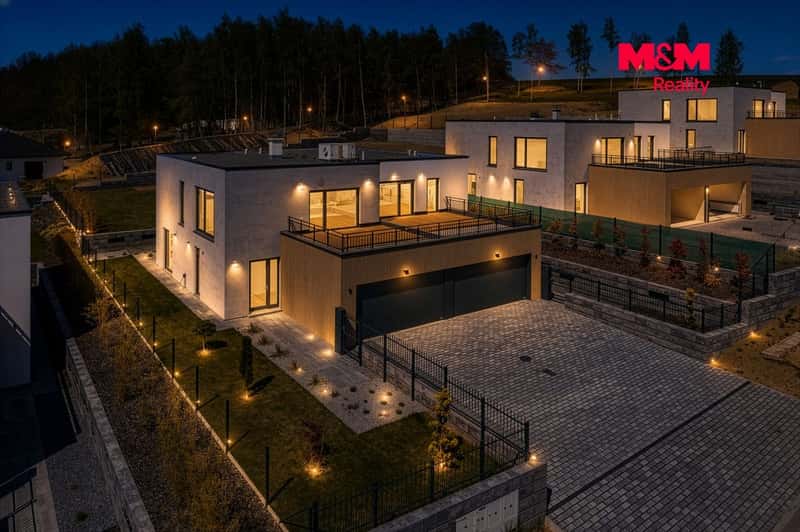 Prodej, Rodinný dům, 219 m², Velké Popovice