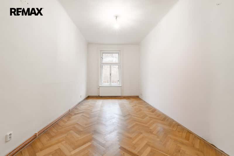 Prodej bytu 2+kk v osobním vlastnictví 37 m², Praha 5 - Smíchov