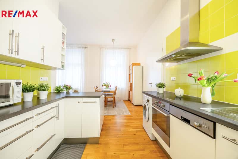 Prodej bytu 2+kk v osobním vlastnictví 72 m², Praha 2 - Vinohrady
