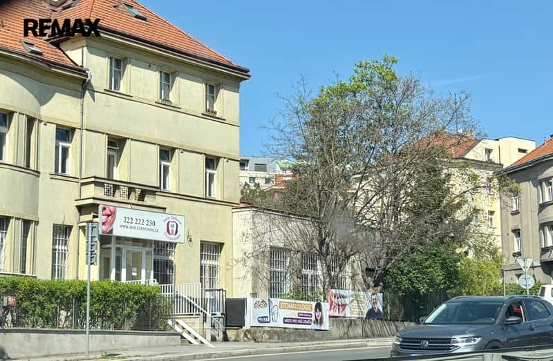 Prodej bytu 2+kk v osobním vlastnictví 43 m², Praha 8 - Libeň