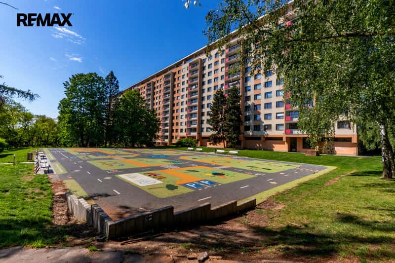 Prodej bytu 3+1 v osobním vlastnictví 66 m², Praha 8 - Kobylisy