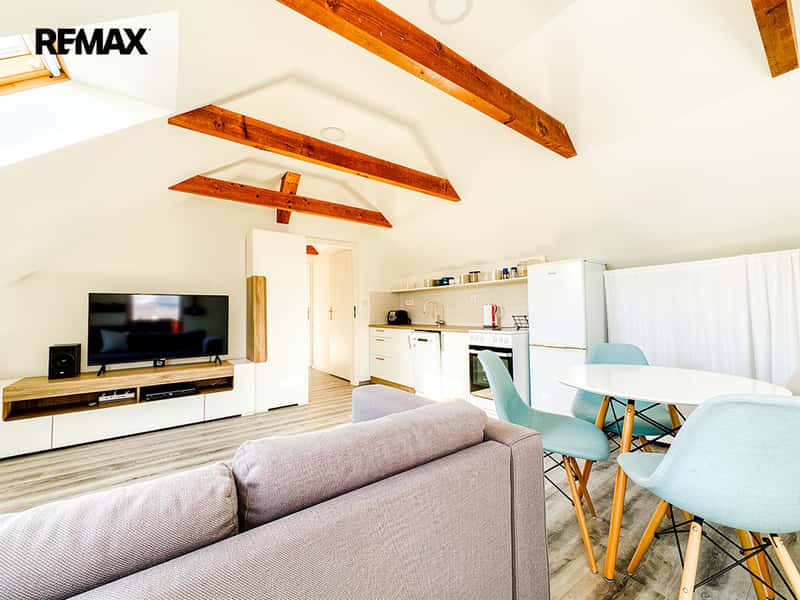 Prodej bytu 2+kk v osobním vlastnictví 44 m², Praha 10 - Kolovraty