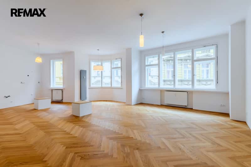 Prodej bytu 2+kk v osobním vlastnictví 92 m², Praha 1 - Nové Město