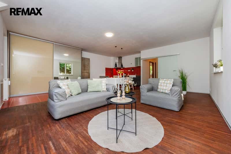 Prodej bytu 3+kk v osobním vlastnictví 86 m², Praha 5 - Zbraslav