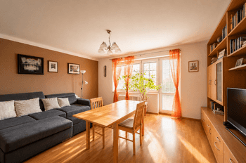 Prodej bytu 4+1 v osobním vlastnictví 73 m², Praha 4 - Záběhlice