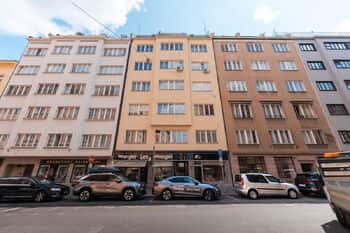 Prodej bytu 1+kk v osobním vlastnictví 29 m², Praha 7 - Holešovice