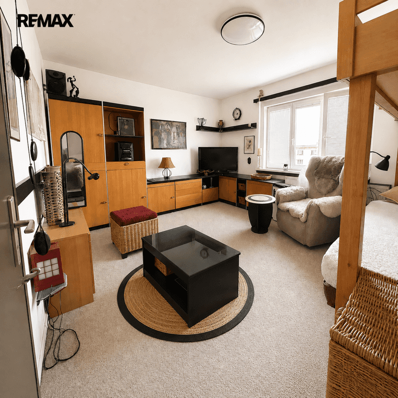 Prodej bytu 2+1 v osobním vlastnictví 54 m², Praha 10 - Strašnice