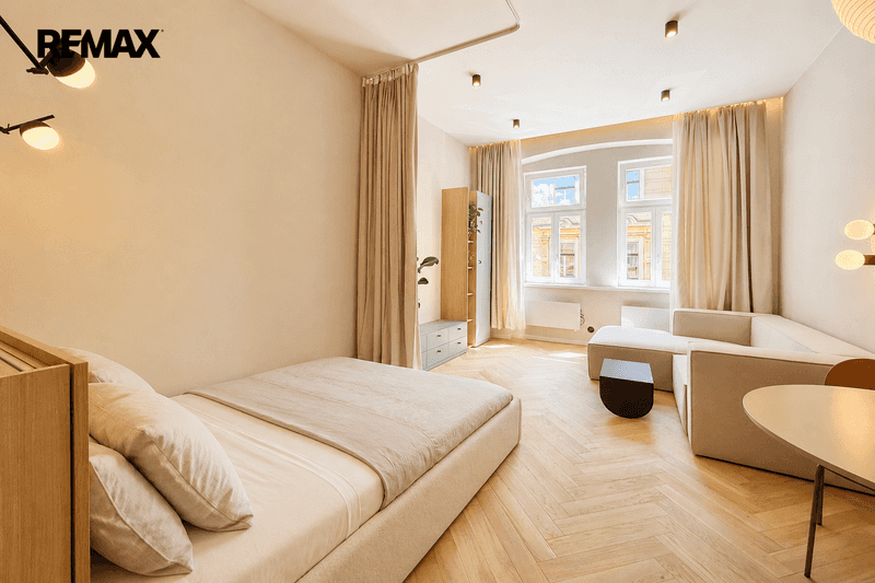 Prodej bytu 1+1 v osobním vlastnictví 38 m², Praha 3 - Žižkov