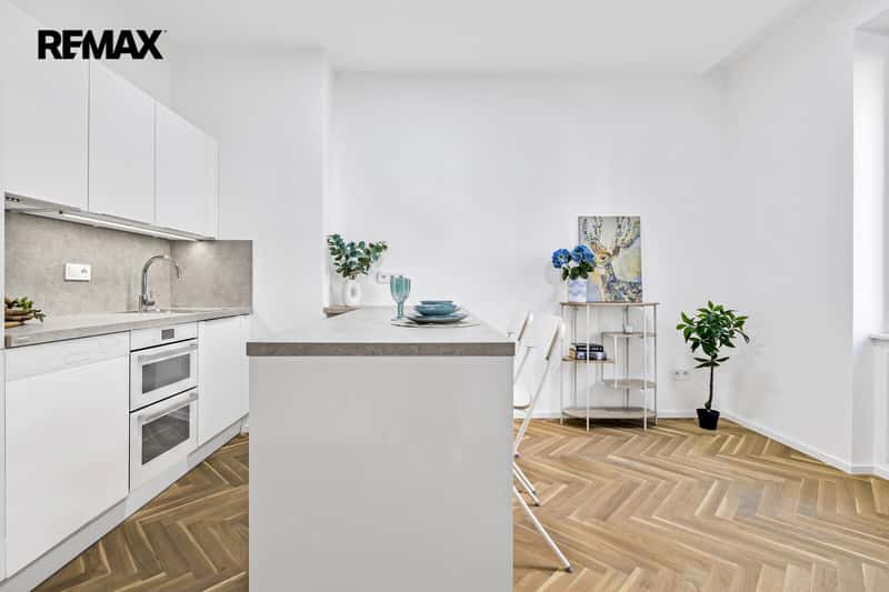 Prodej bytu 2+kk v osobním vlastnictví 49 m², Praha 3 - Vinohrady