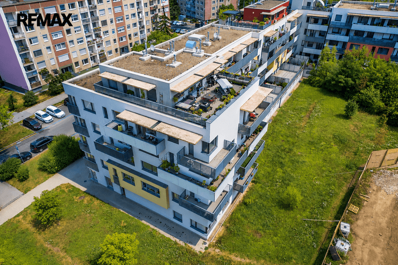 Prodej bytu 4+kk v osobním vlastnictví 109 m², Praha 5 - Hlubočepy